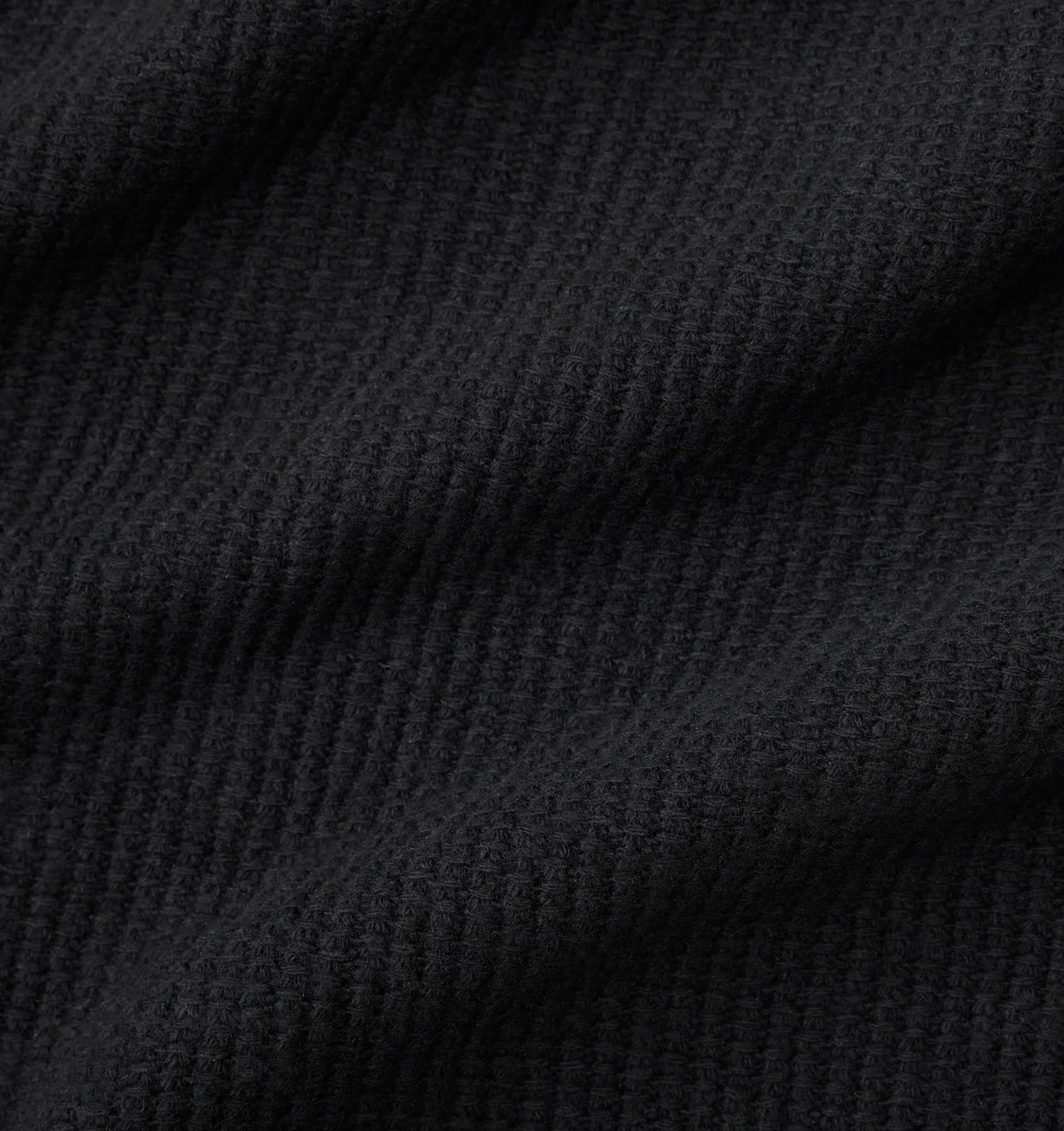 Pettra Throw - Sferra